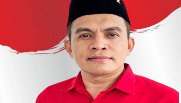 La Ode Muhamad Amsar Daftar Calon Bupati Mubar di PDI Perjuangan