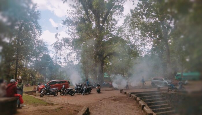 Jelang Lomba Goyang Bumi Moro Part Dua, FH Connection Bersihkan Permandian Matakidi 