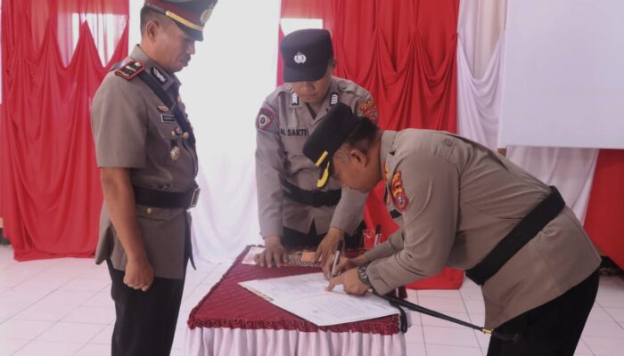 Polres Muna Gelar Sertijab Kasi Humas dan Polsek Tikep: Estafet Kepemimpinan, Sinergi Jaga Kamtibmas