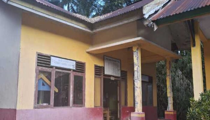 DPRD Muna Barat Desak Pemda Perbaiki SD Negeri 3 Barangka Pasca Gempa