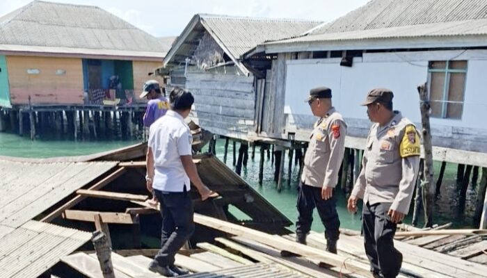 Polsek Tikep Sigap Bantu Warga Muna Barat yang Rumahnya Hancur Akibat Angin Kencang