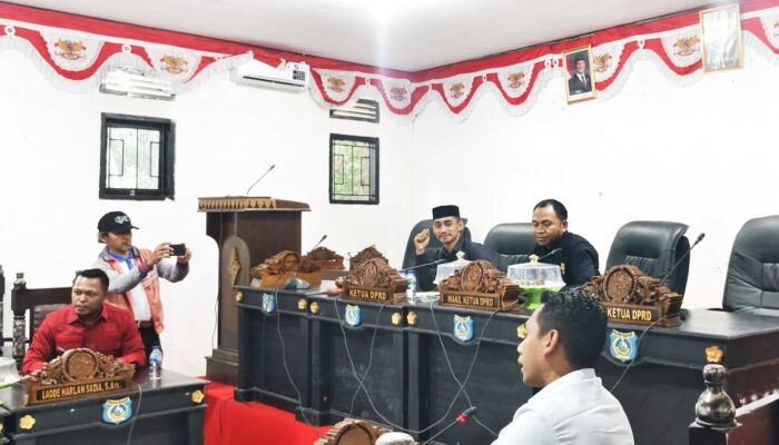 Gelar RDP Soal Polemik Dugaan Pembangunan Pabrik AMP Tanpa Izin, DPRD Mubar Tegaskan Investasi Wajib Patuh Aturan