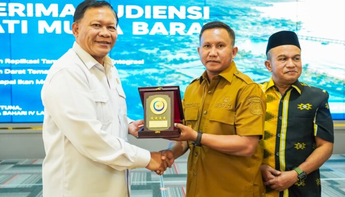 Lobi Pusat untuk Pesisir: Bupati Muna Barat Temui Wamen KKP Ajukan Tambak Udang Modern hingga Kapal Nelayan