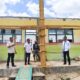 Tinjau Revitalisasi Sekolah, Kadis Dikbud Mubar Tekankan Instruksi Bupati Soal Pemberdayaan Warga Lokal