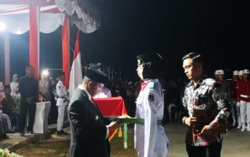 Bupati Muna Barat Kukuhkan 76 Anggota Paskibraka untuk Upacara HUT RI ke-81