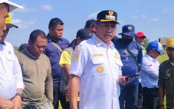 Dengar Keluhan Petani Kasimpa Jaya, Bupati Mubar Telepon Ridwan Bae Minta Bangun Bendungan