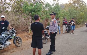 Polsek Lawa Bubarkan Praktik Judi Sambung Ayam di Desa Lagadi