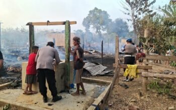 Pilu Kebakaran Muna Barat: Lima Rumah dan Dokumen Berharga Ludes, Warga Alami Trauma